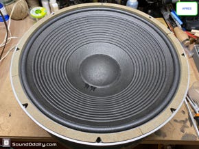 JBL L200
